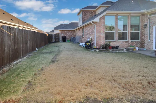 $3,200 | 10018 Farmland Drive, Frisco, TX 75035