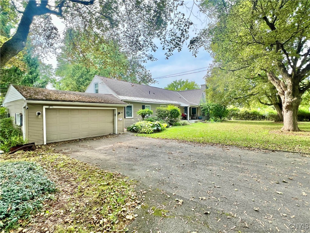 246 Lafayette Road Syracuse, NY 13205 - Photo 10 of 12 Front of Home