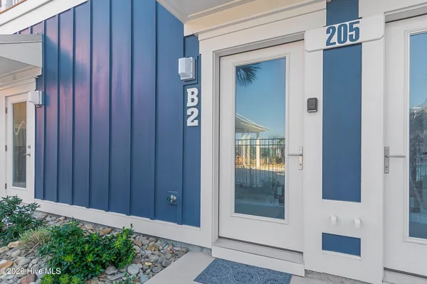 $699,000 | 205 Islander Drive, Unit B2, Emerald Isle, NC 28594