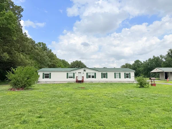 $225,000 | 55 Curry Road, Eldorado, IL 62930