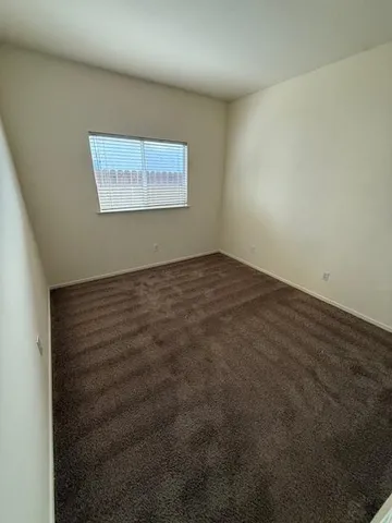 $419,950 | 812 Hanson Avenue, Clovis, CA 93611