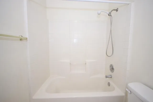 $419,950 | 812 Hanson Avenue, Clovis, CA 93611