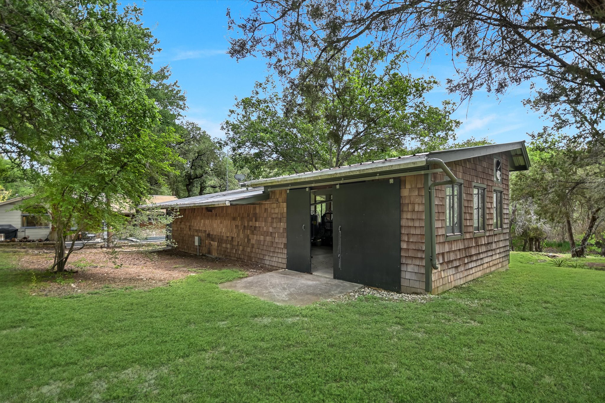 505 Deer Lake Road Wimberley, TX 78676 - Photo 27 of 38 workshop