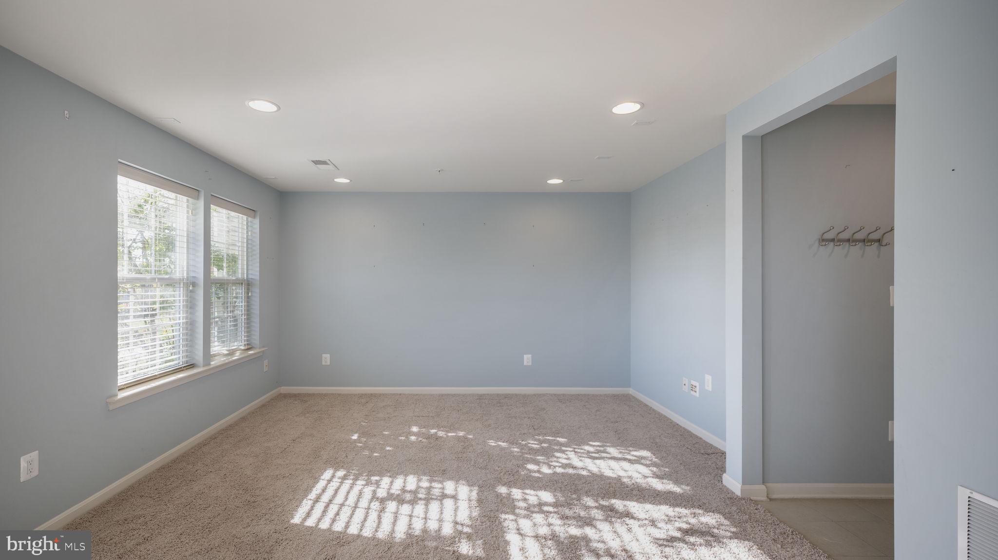 713 Holden Road Frederick, MD 21701 - Photo 3 of 29
