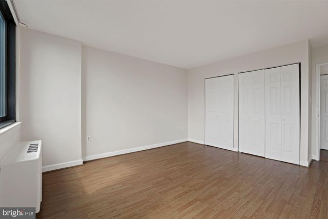 $309,000 | 801 North Pitt Street, Unit 808, Alexandria, VA 22314