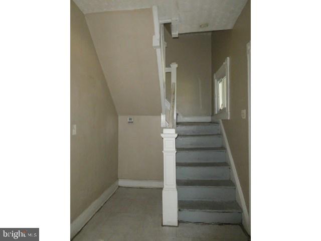 5327 Hamlin Avenue Baltimore, MD 21215 - Photo 17 of 21