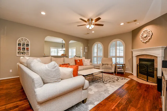 $4,995 | 20310 Silverwood Trail, Cypress, TX 77433