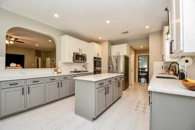 $4,995 | 20310 Silverwood Trail, Cypress, TX 77433