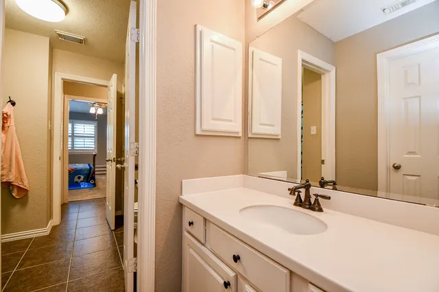 $4,995 | 20310 Silverwood Trail, Cypress, TX 77433