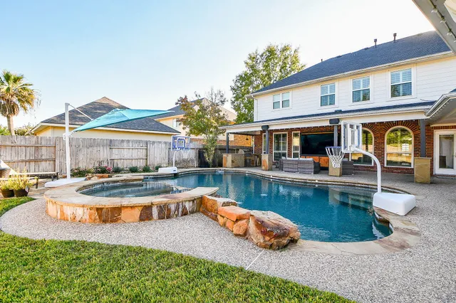 $4,995 | 20310 Silverwood Trail, Cypress, TX 77433