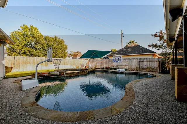 $4,995 | 20310 Silverwood Trail, Cypress, TX 77433