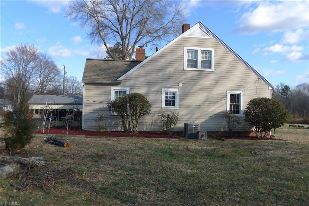 234 Oak Grove Church Road Mocksville, NC 27028 - Photo 4 of 15