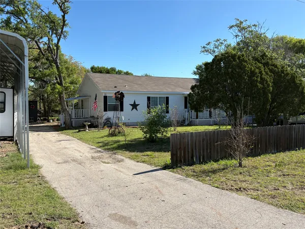 $295,000 | 6700 Highway 220 Loop, La Grange, TX 78945