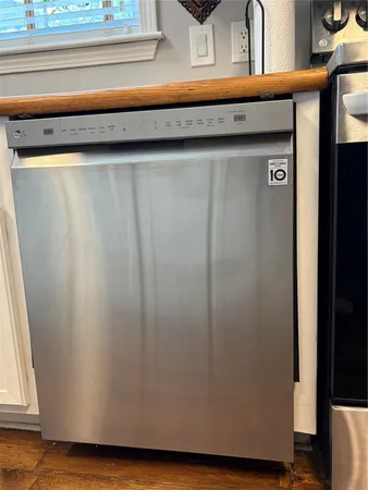 $295,000 | 6700 Highway 220 Loop, La Grange, TX 78945