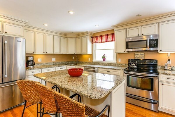 19 Sleepy Hollow Road Topsfield, MA 01983 - Photo 6 of 28 Gallery Image 6