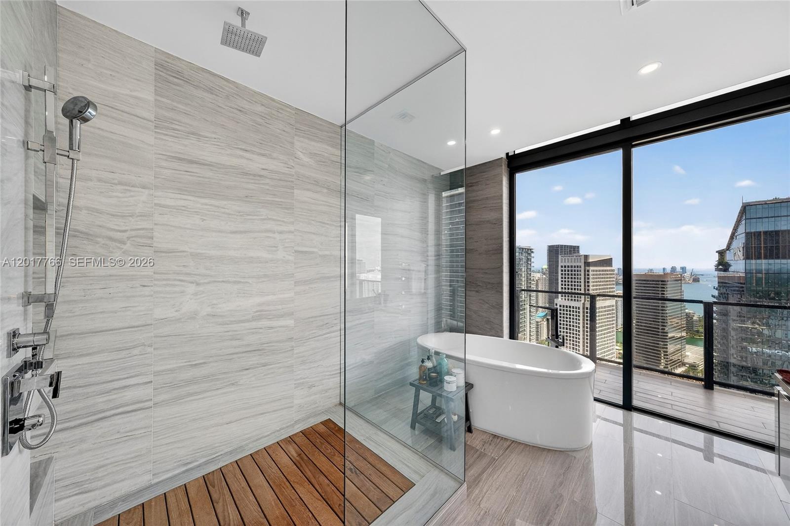 88 Southwest 7th Street, Unit PH4202 Miami, FL 33130 - Photo 26 of 88