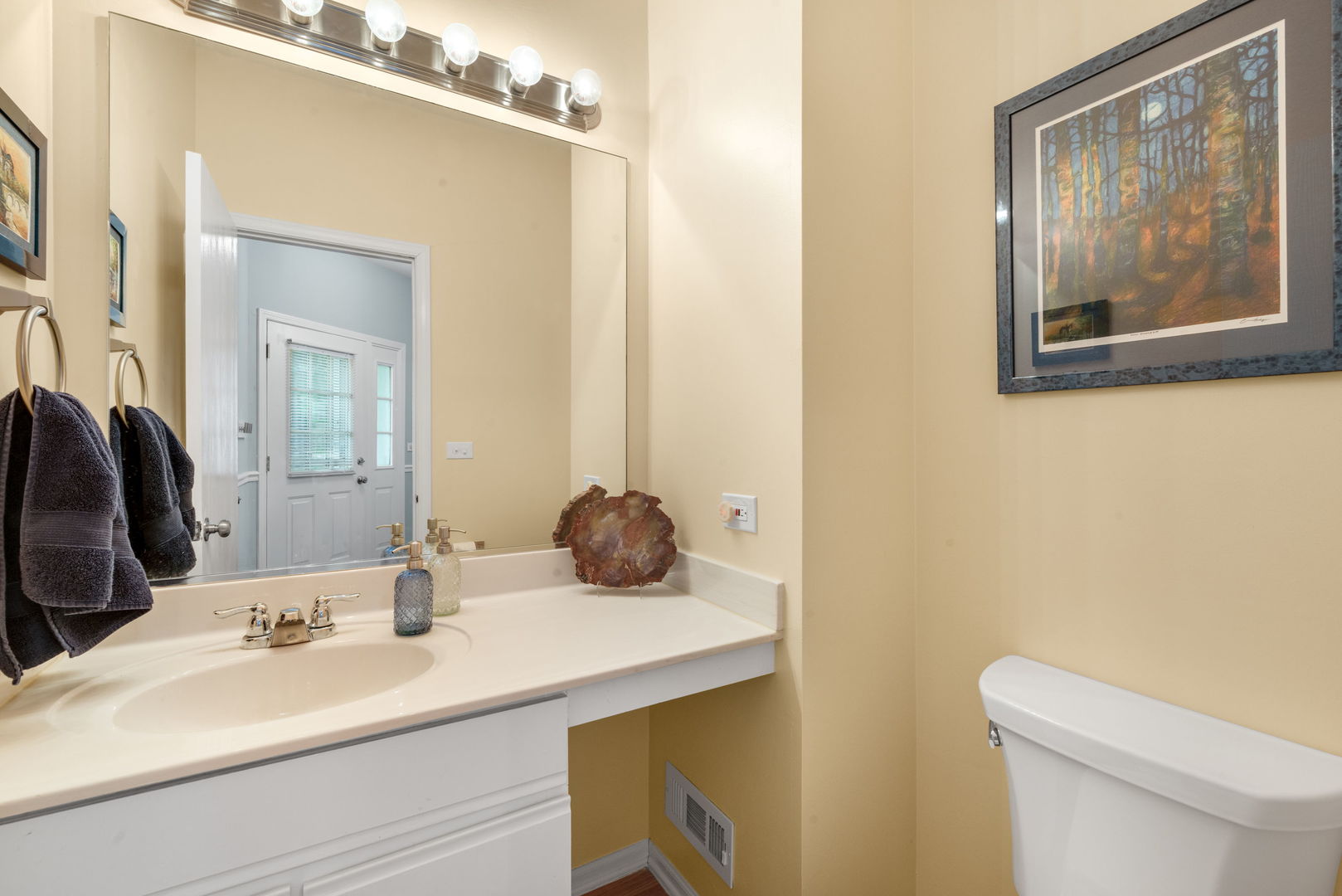 474 Mill Street, Unit 1 Batavia, IL 60510 - Photo 9 of 17