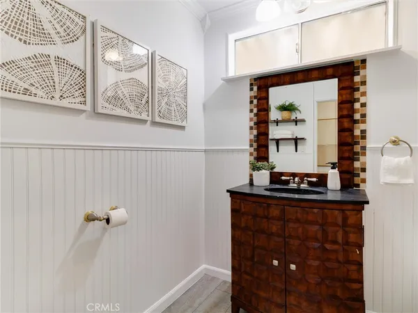 $700,000 | 1106 East 70th Way, Long Beach, CA 90805