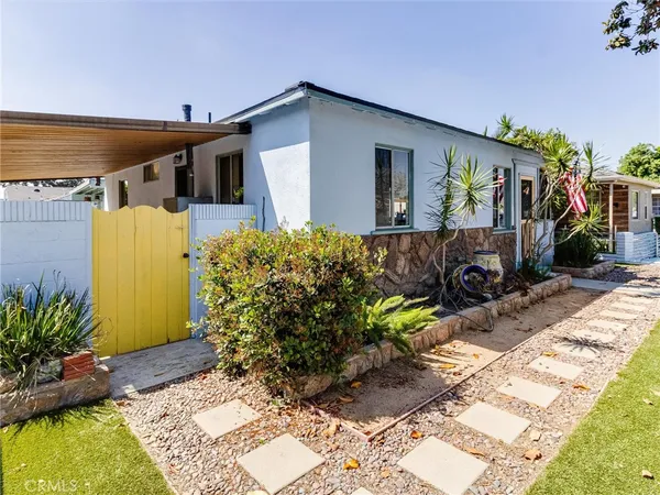 $700,000 | 1106 East 70th Way, Long Beach, CA 90805