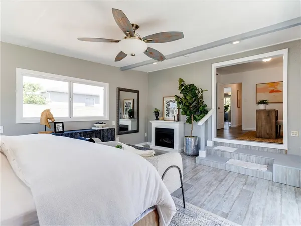 $700,000 | 1106 East 70th Way, Long Beach, CA 90805