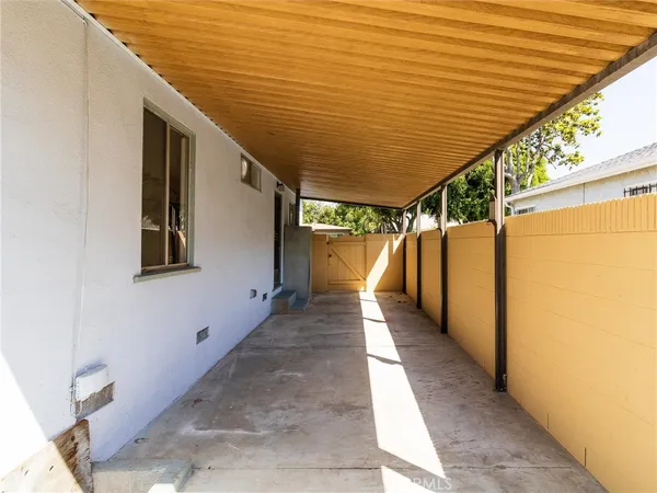 $700,000 | 1106 East 70th Way, Long Beach, CA 90805