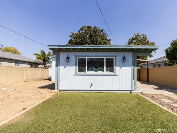$700,000 | 1106 East 70th Way, Long Beach, CA 90805