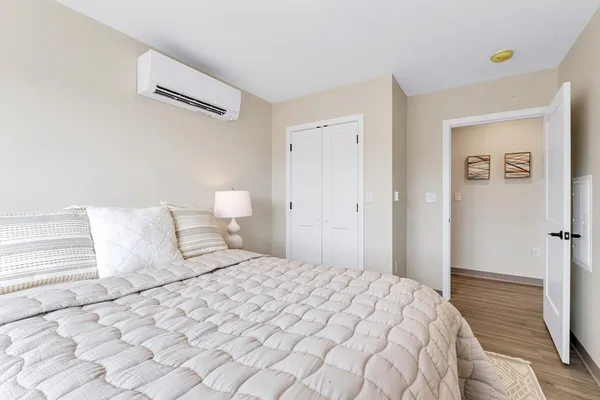 $3,200 | 377 Cummins Highway, Unit 2, Boston, MA 02126