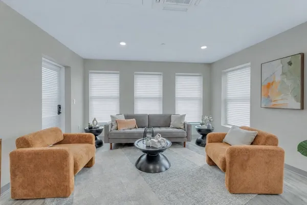 $3,200 | 377 Cummins Highway, Unit 2, Boston, MA 02126