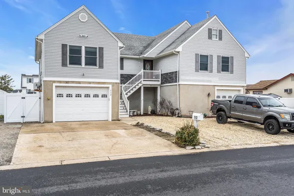 $925,000 | 112 Southard Drive, Manahawkin, NJ 08050