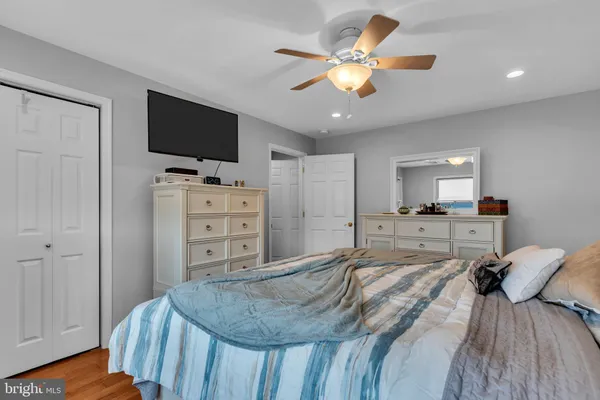 $925,000 | 112 Southard Drive, Manahawkin, NJ 08050