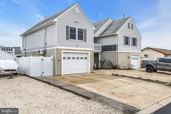 $925,000 | 112 Southard Drive, Manahawkin, NJ 08050