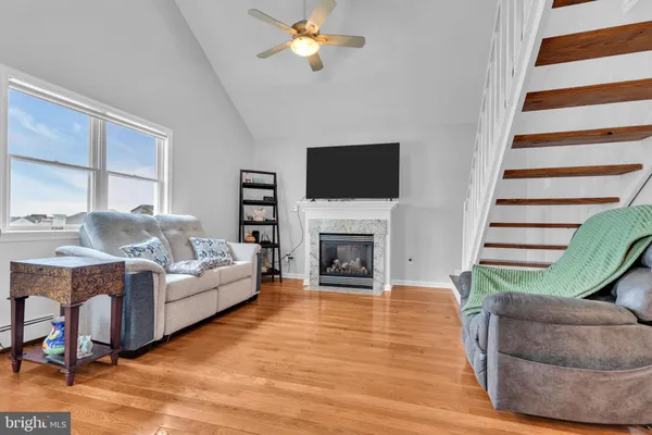 $925,000 | 112 Southard Drive, Manahawkin, NJ 08050