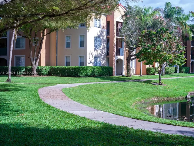 a view of a basketball court