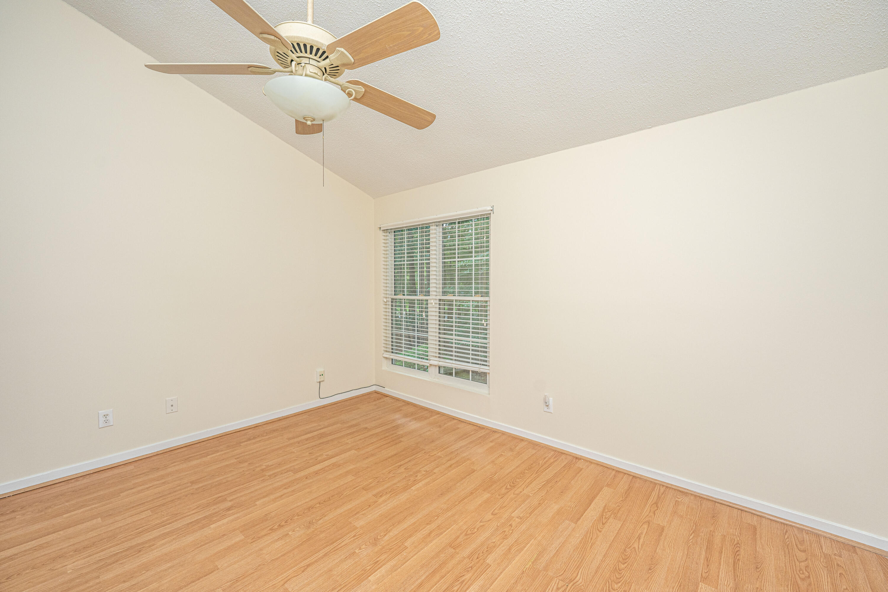 7945 Edgebrook Circle, Unit G North Charleston, SC 29418 - Photo 24 of 33 7945EdgebrookUnitG022