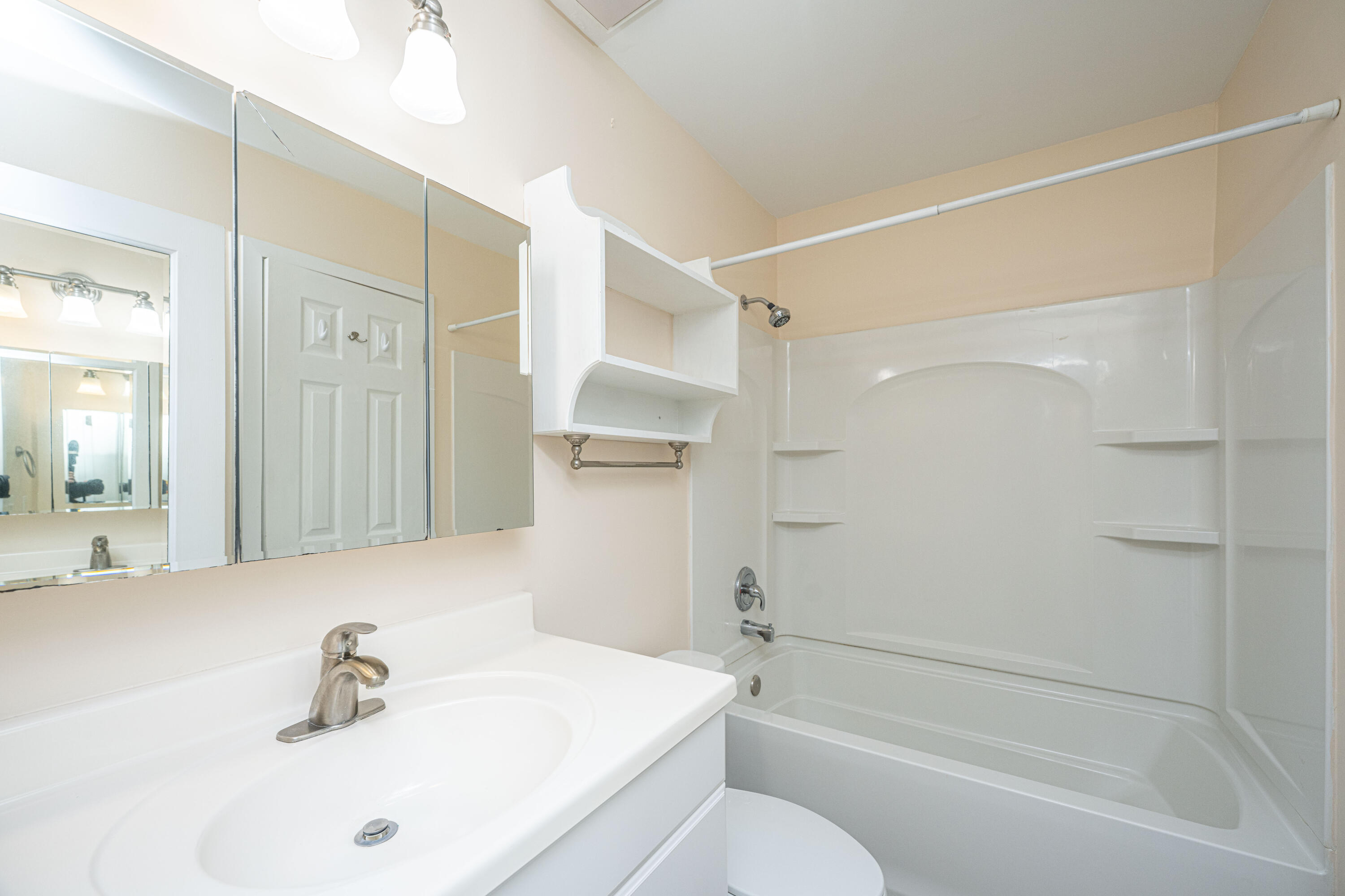 7945 Edgebrook Circle, Unit G North Charleston, SC 29418 - Photo 26 of 33 7945EdgebrookUnitG025