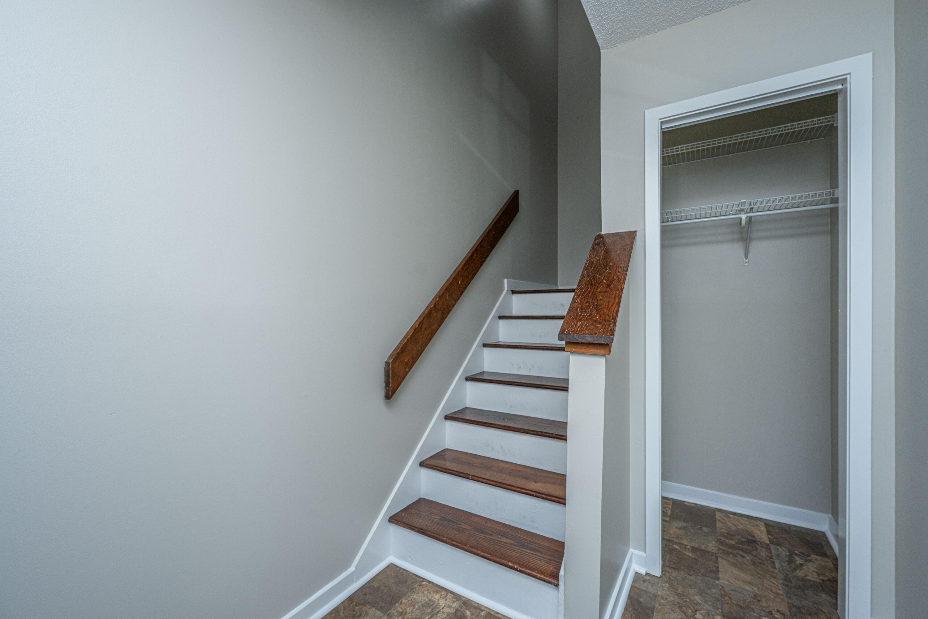 7945 Edgebrook Circle, Unit G North Charleston, SC 29418 - Photo 3 of 33 7945EdgebrookUnitG005