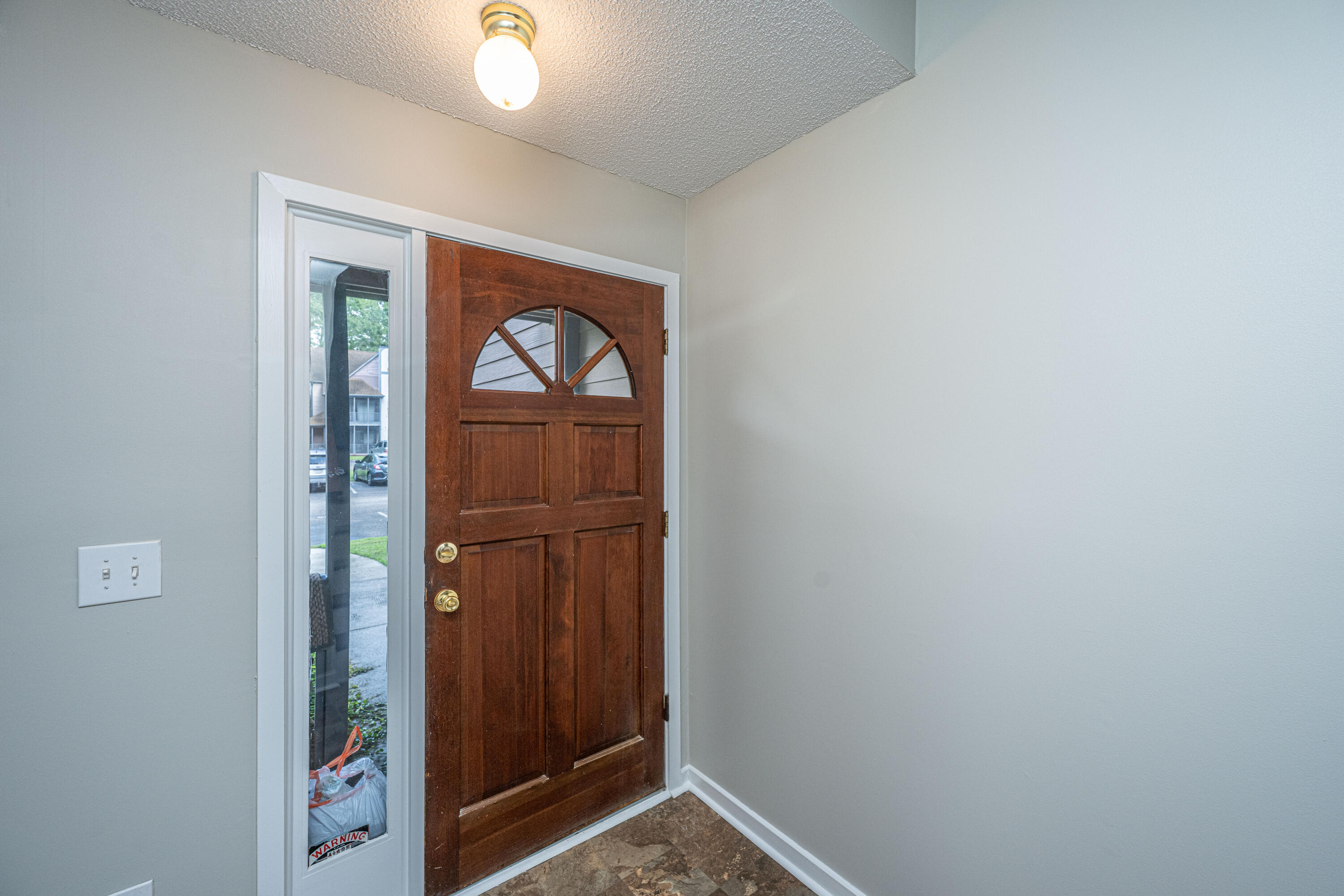 7945 Edgebrook Circle, Unit G North Charleston, SC 29418 - Photo 4 of 33 7945EdgebrookUnitG006