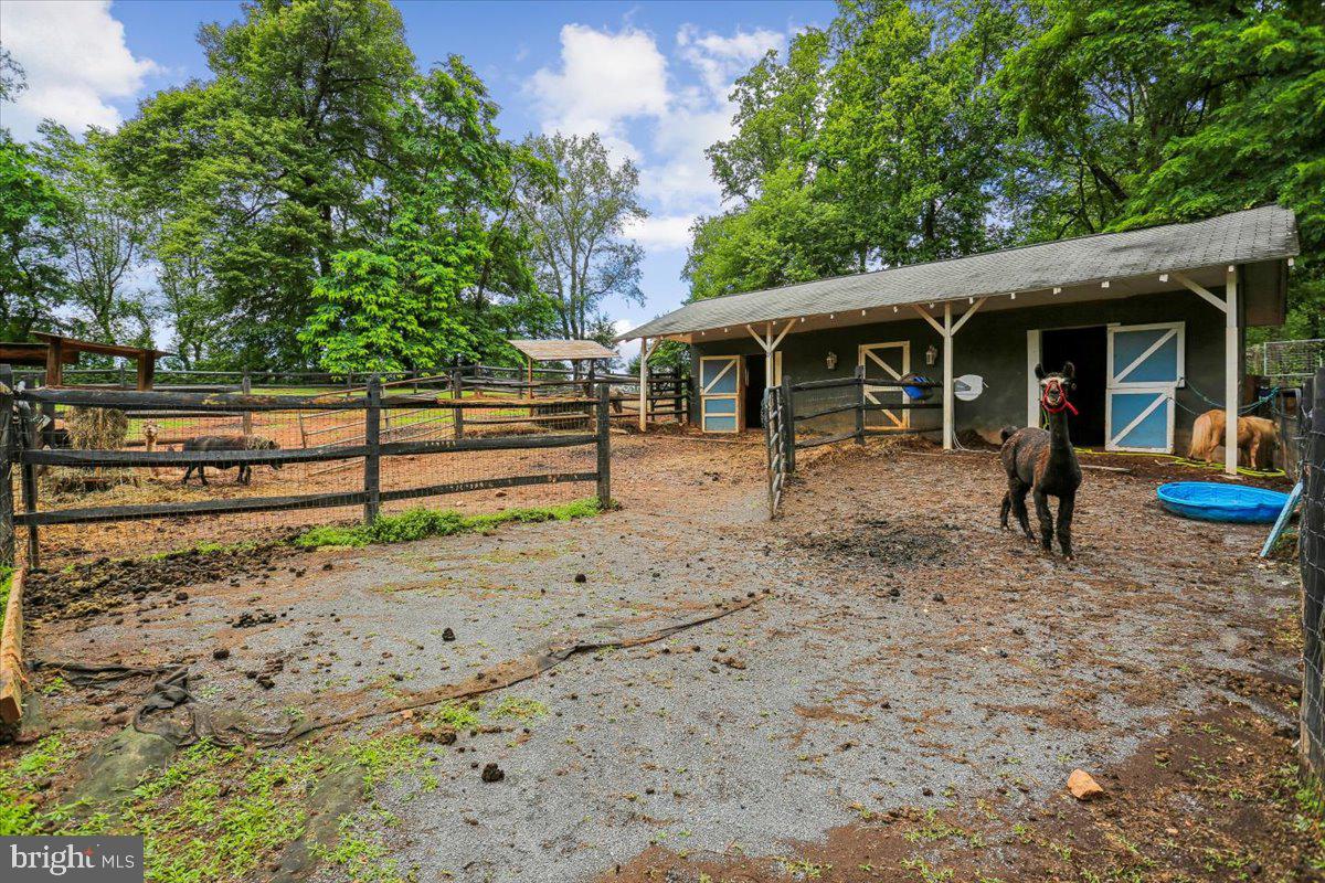 8603 Brickyard Road Potomac, MD 20854 - Photo 111 of 135 Stables and Run-in