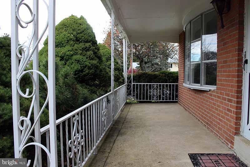 1949 Split Rock Road Lancaster, PA 17601 - Photo 2 of 24 Gallery Image 2