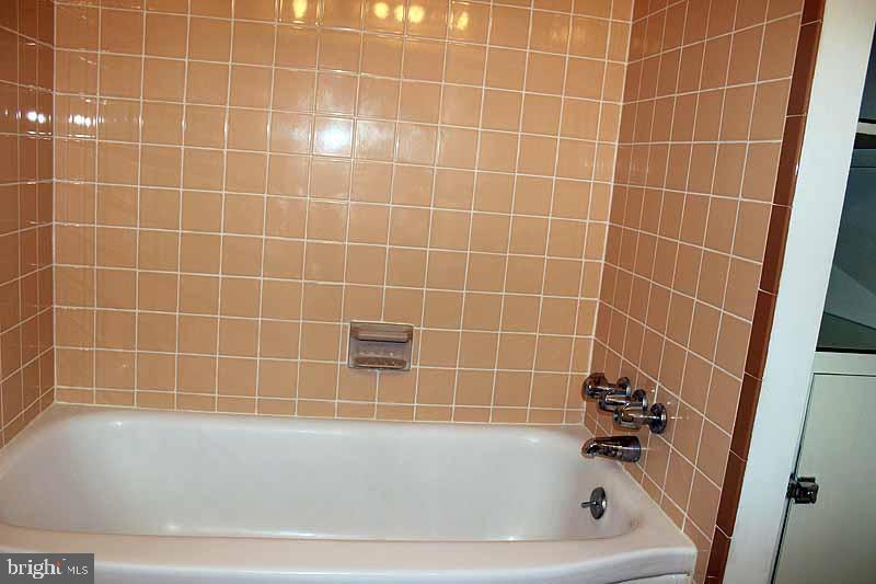 1949 Split Rock Road Lancaster, PA 17601 - Photo 18 of 24 Gallery Image 18