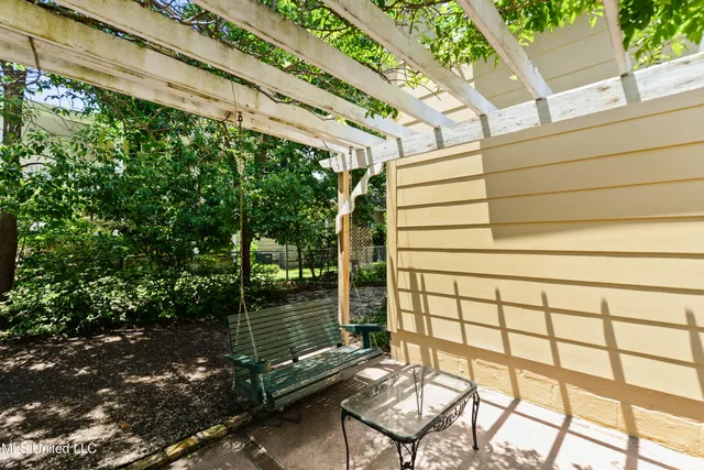 $435,000 | 1338 Father Ryan Avenue, Biloxi, MS 39530