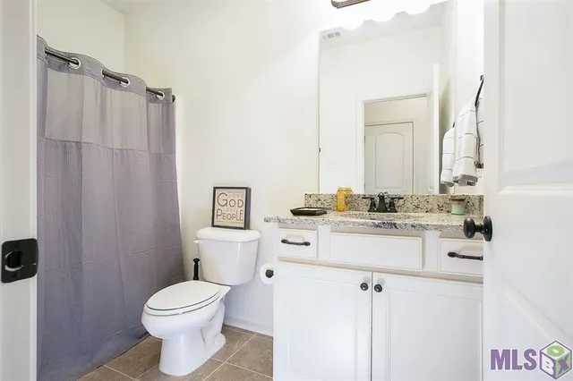 $2,200 | 18295 Crows Nest Drive, Prairieville, LA 70769