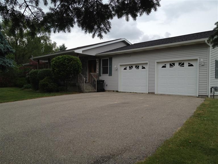 11860 North Wyman Road Blanchard, MI 49310 - Photo 1 of 24 Primary Photo