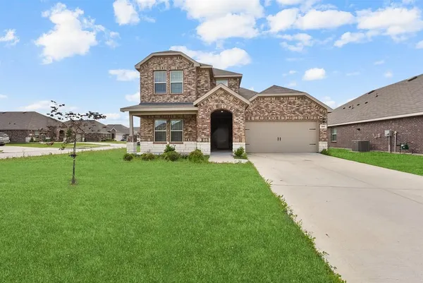 $2,500 | 205 FieldTrail Lane, Caddo Mills, TX 75135