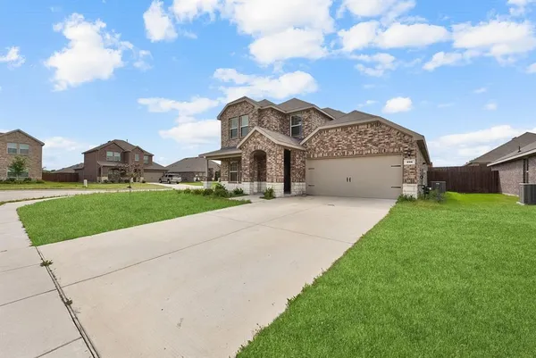 $2,500 | 205 FieldTrail Lane, Caddo Mills, TX 75135