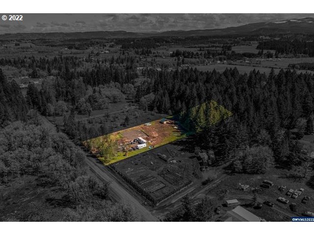 33893 Totem Pole Road Lebanon, OR 97355 - Photo 3 of 32 Gallery Image 3