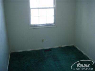 8475 West Frances Road Flushing, MI 48433 - Photo 10 of 12 20144320-9.JPG