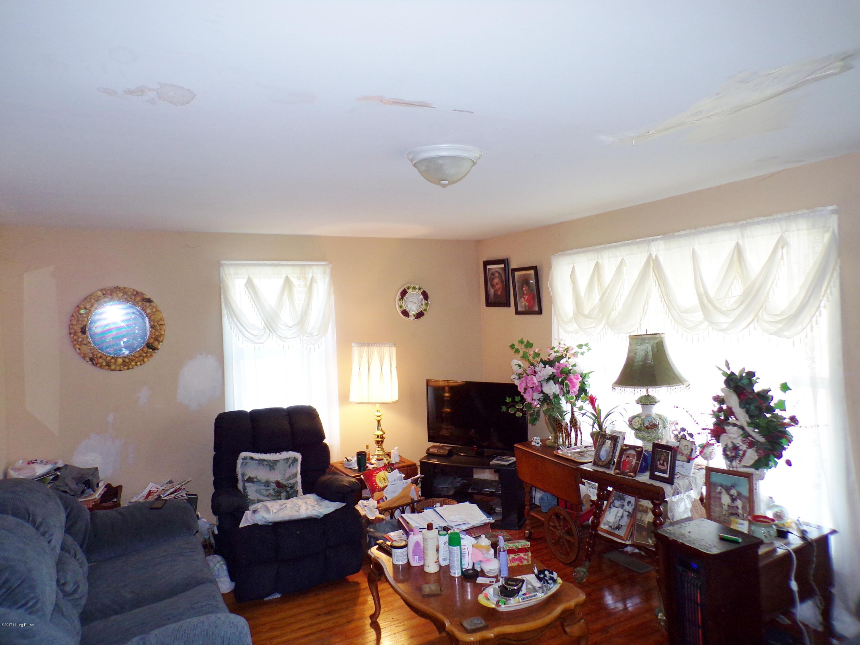 12086 Mt Eden Road Waddy, KY 40076 - Photo 6 of 11 113_2911