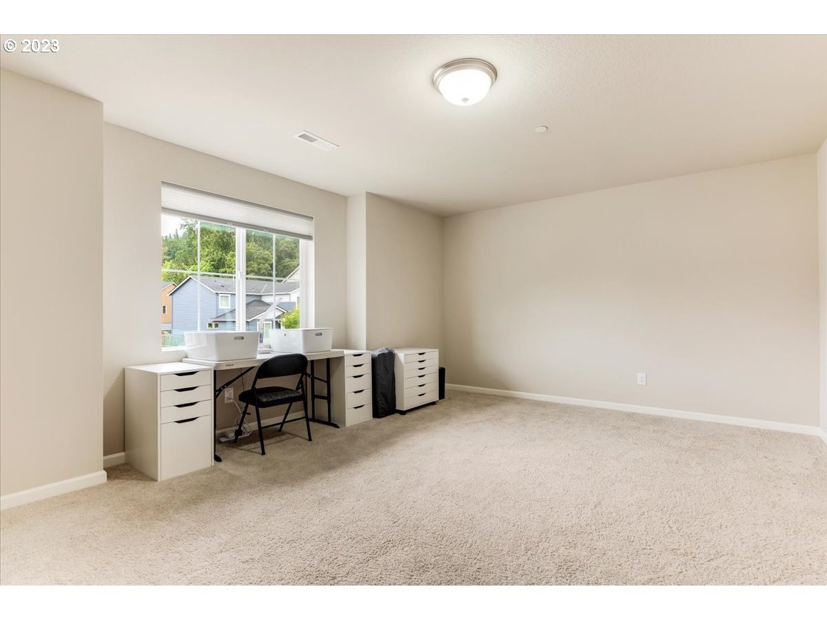 7326 North 93rd Loop Camas, WA 98607 - Photo 23 of 38 Gallery Image 23