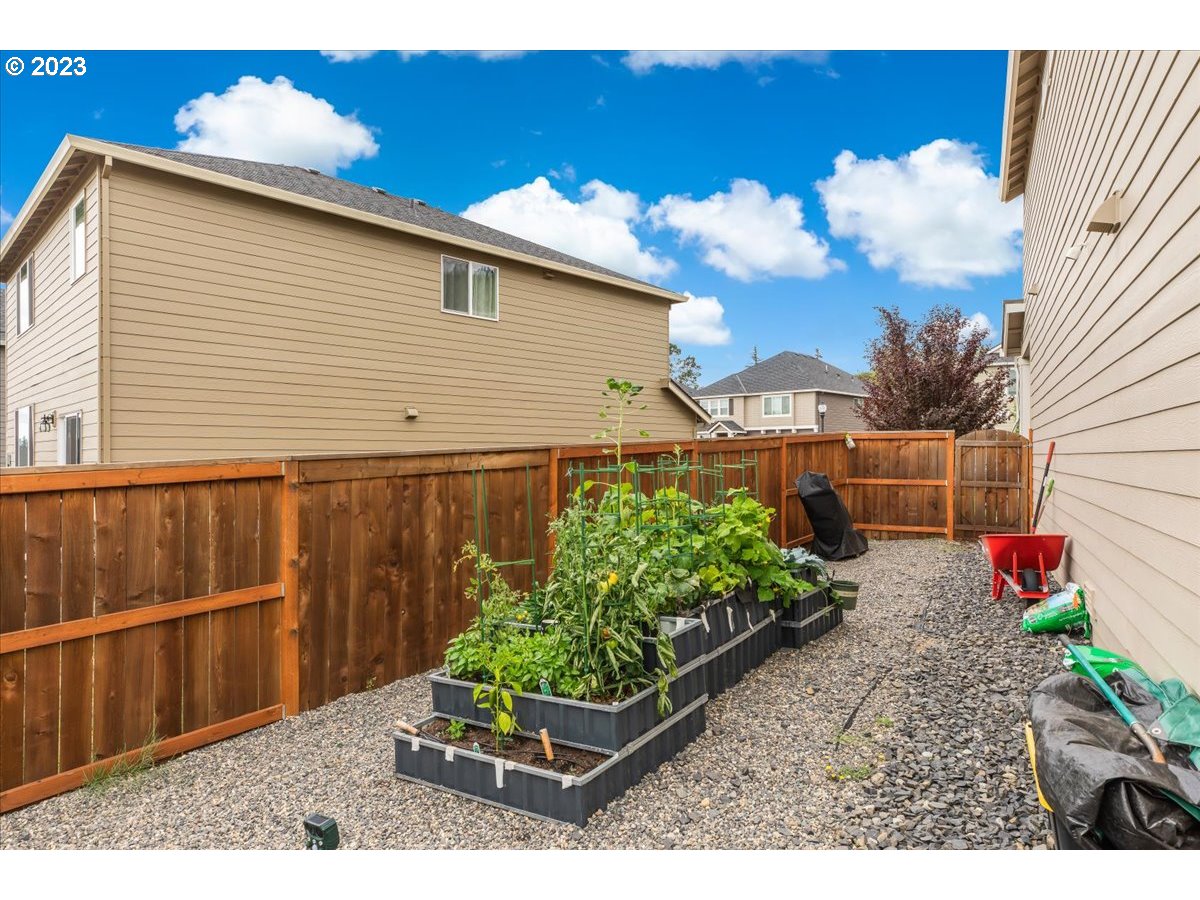 7326 North 93rd Loop Camas, WA 98607 - Photo 31 of 38 Gallery Image 31